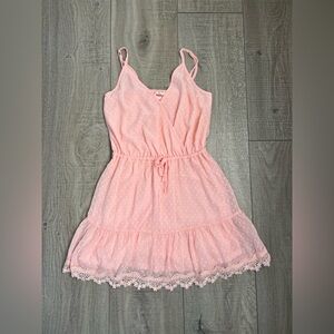 NWT Showpo La Parisienne Dress in Blush Size Small